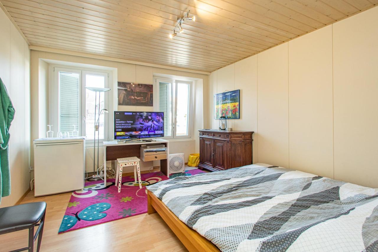 Chambre Double Last Minute Payerne Exterior photo