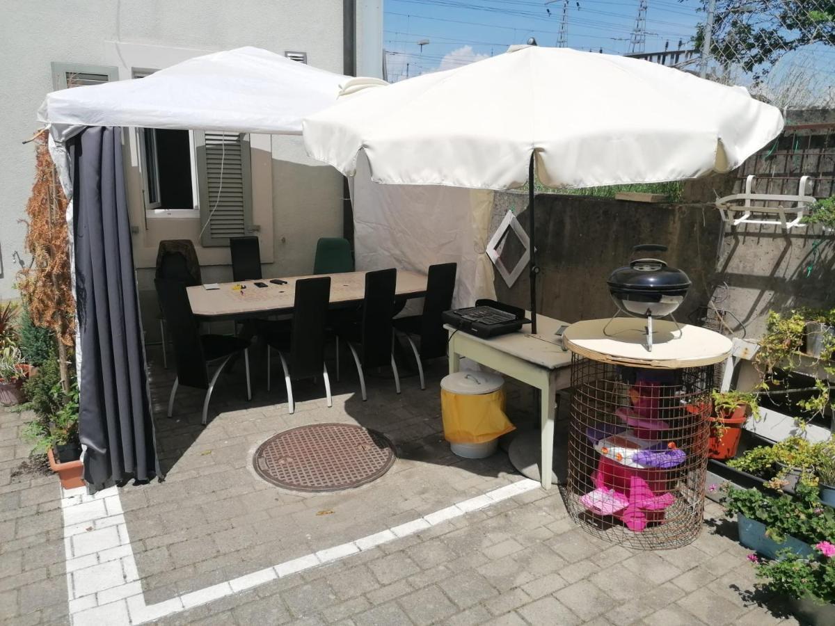 Chambre Double Last Minute Payerne Exterior photo