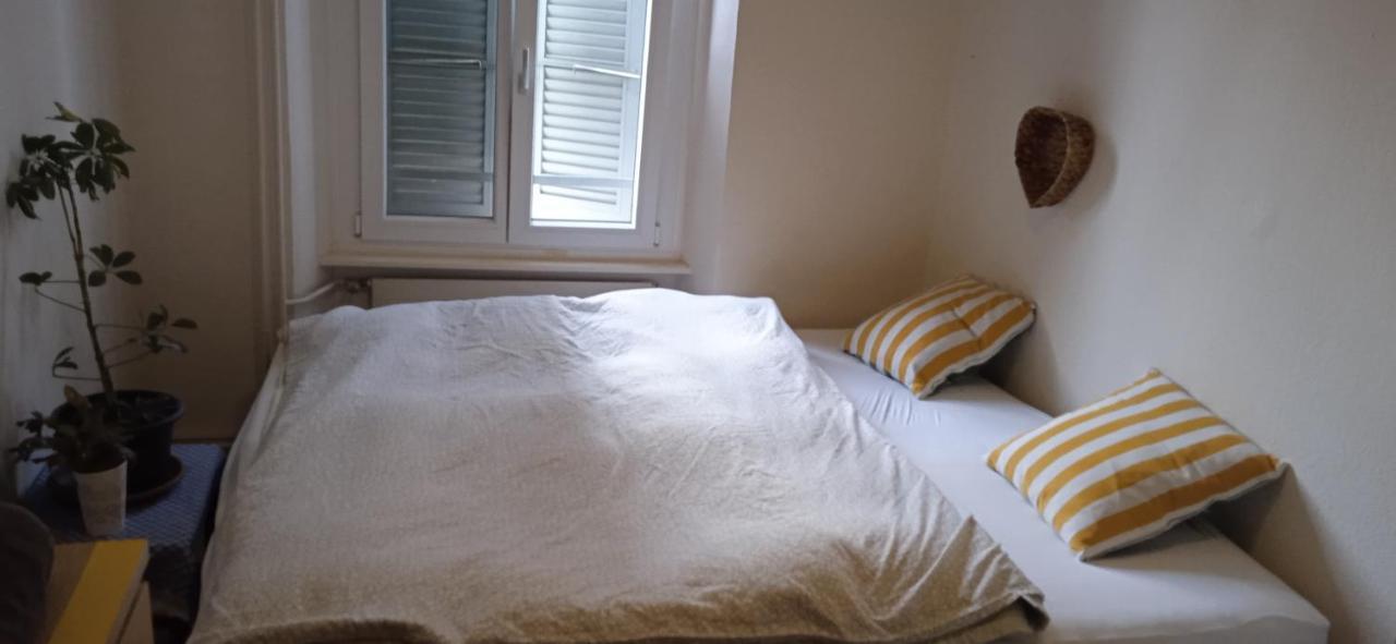 Chambre Double Last Minute Payerne Exterior photo